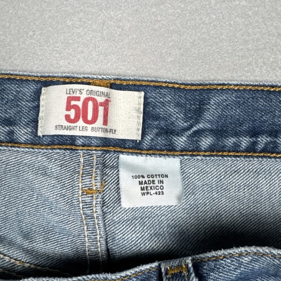 Vintage Levis 501 Jeans Mens 34x28 Blue Washout Work Pants Button Fly (Tag36x31) - Picture 8 of 13